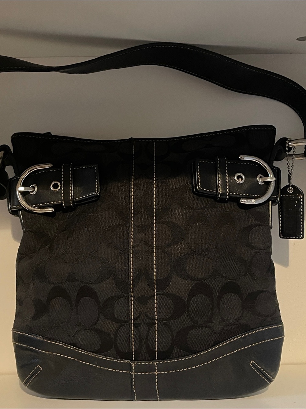 Vintage Coach Black Signature Canvas Shoulder Bag - Picture 2 of 12
